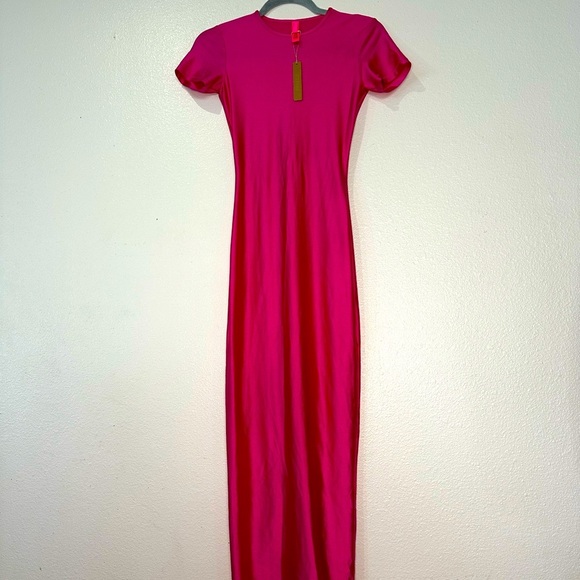 SKIMS Dresses & Skirts - Skims Shine Jersey Dress